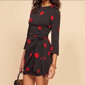 Reformation Janae Dress in Navy Blue Red Polka Dot Size 0